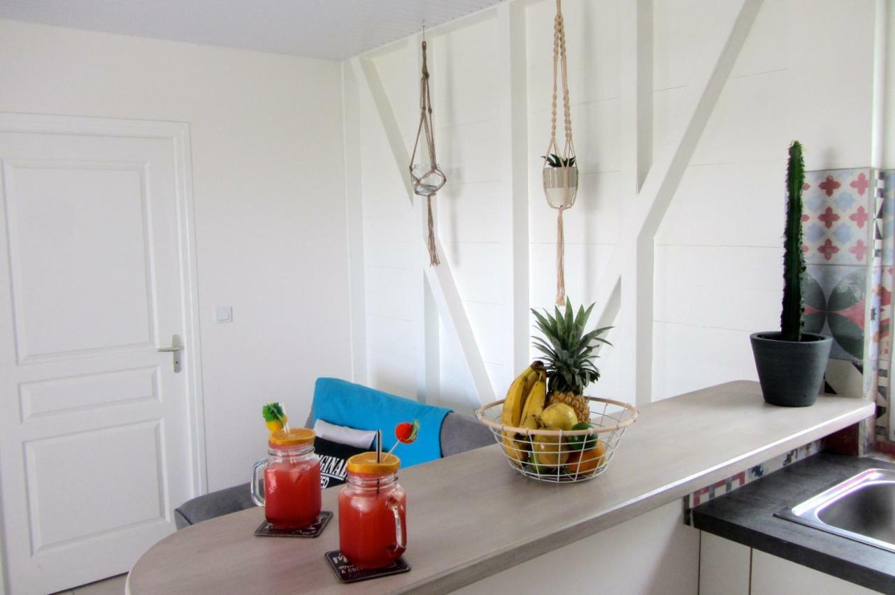 Or Bleu-Bungalow Volcan Soufriere-Vue Sur Mer 圣克洛德 外观 照片